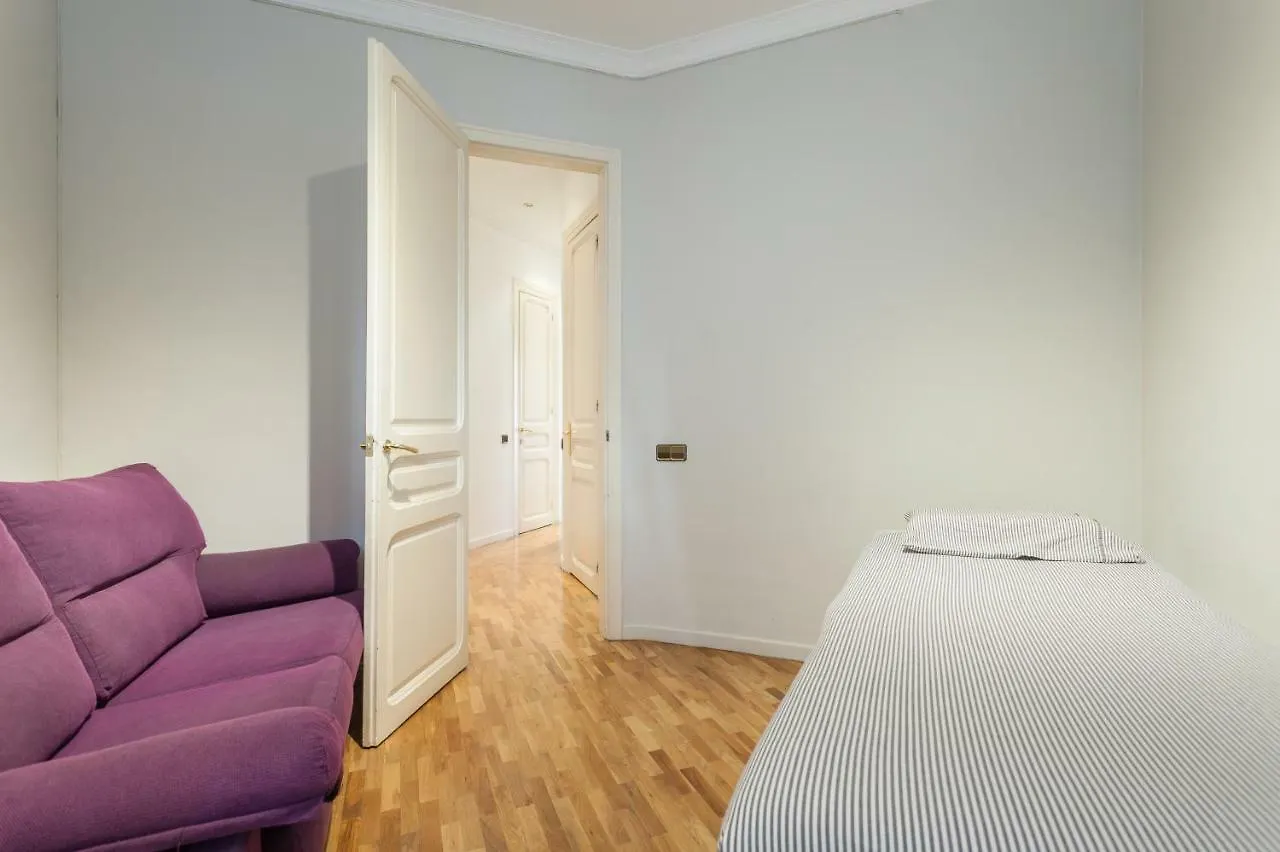 바르셀로나 361 Carrer De Provenca 아파트